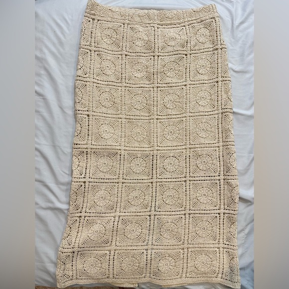 Primark Beige Crochet Skirt - Picture 4 of 8